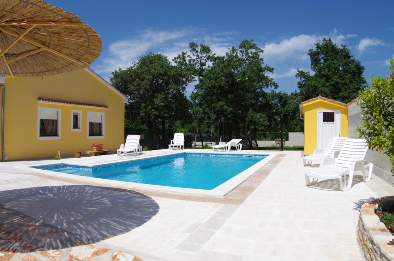 House Oliva, Sveti Kirin Villa Svetvincenat Exterior photo